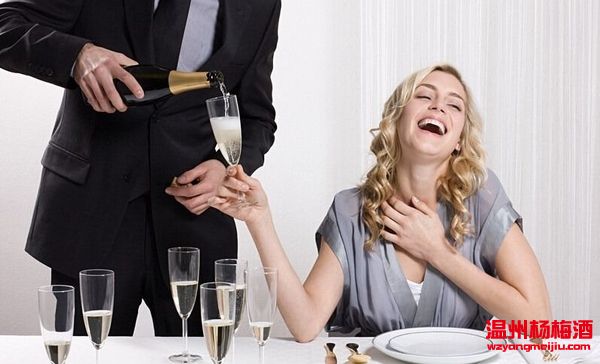 什么樣的酒好喝又適合女生喝?